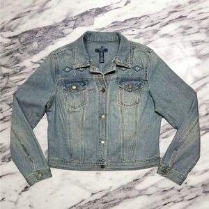 Chaps Denim Womens Embroidered Denim Trucker Blue Jean Jacket Size Large EUC